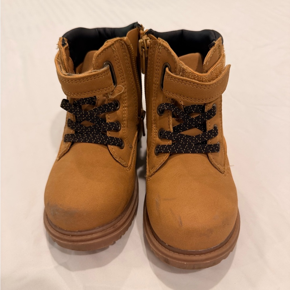 Kids Tan Hiking Chukka Boots